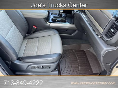 Used 2023 Chevrolet Silverado 1500 ZR2 image 29