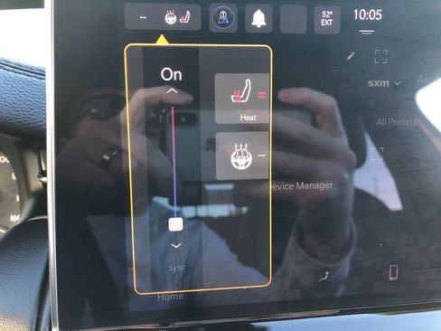 Used 2023 Jeep Compass Limited image 18