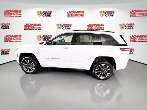 Used 2022 Jeep Grand Cherokee Overland image 16