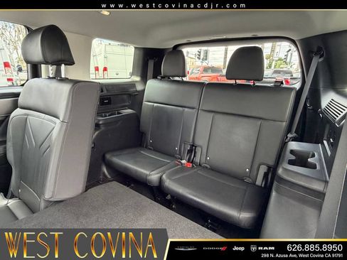 Used 2025 Hyundai Santa Fe SEL AWD/4WD image 33