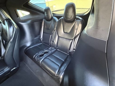 Used 2019 Tesla Model X Long Range image 25