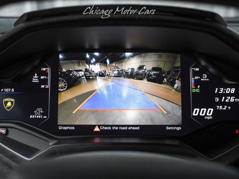 Used 2018 Lamborghini Huracan Performante AWD/4WD image 13