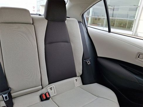 Certified 2022 Toyota Corolla LE image 20