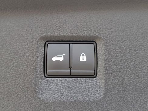 Used 2023 INFINITI QX60 Sensory w/ Vision Package image 18