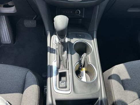 Used 2024 Chevrolet Equinox LT image 22