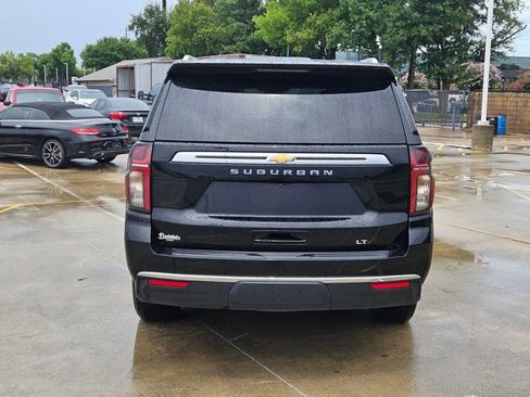 Used 2023 Chevrolet Suburban LT w/ LT Signature Plus Package RWD image 6
