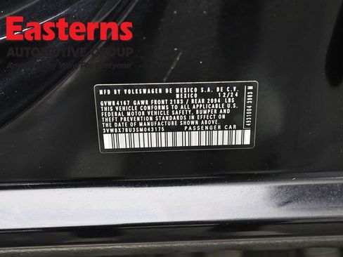 Used 2025 Volkswagen Jetta Sport FWD image 34