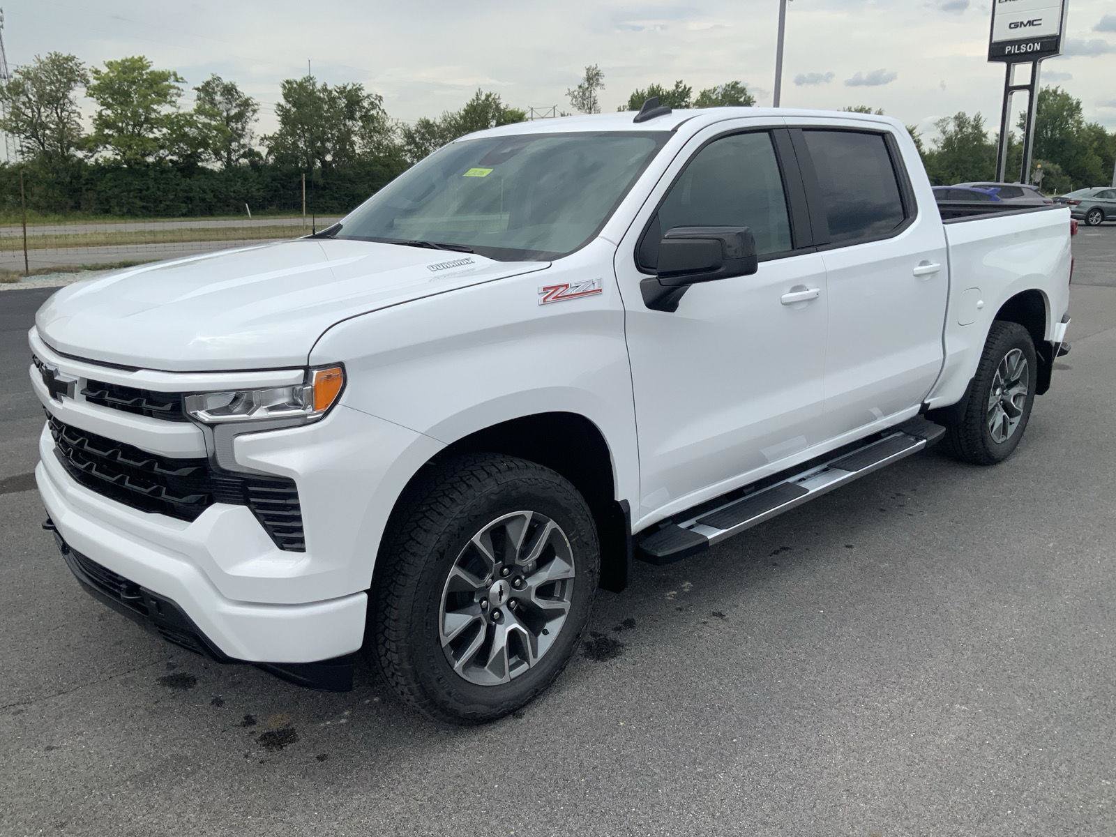 New 2026 Chevrolet Silverado 1500 RST w/ Z71 Off-Road Package AWD/4WD image 3