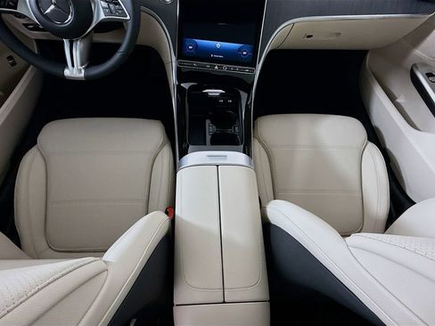 New 2026 Mercedes-Benz C 300 Sedan image 16