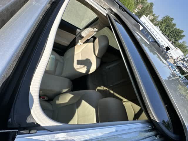 Used 2016 Subaru Outback 2.5i Limited AWD/4WD image 6