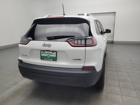 Used 2020 Jeep Cherokee Latitude w/ Cold Weather Group image 7