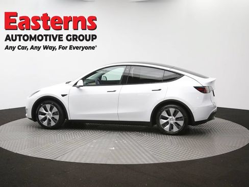 Used 2022 Tesla Model Y Long Range AWD/4WD image 55