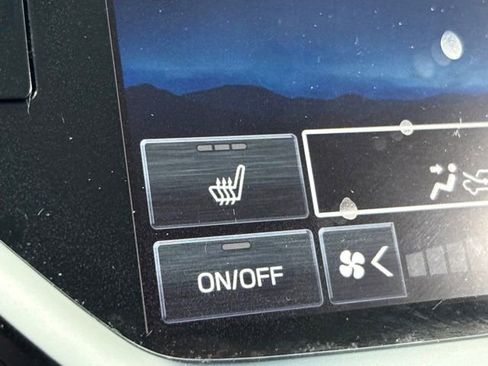 Used 2023 Subaru Ascent Onyx Edition AWD/4WD image 14
