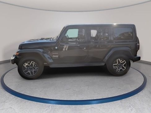 Used 2024 Jeep Wrangler Sahara w/ Safety Group image 8
