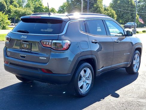 Used 2022 Jeep Compass Latitude w/ Convenience Group FWD image 25