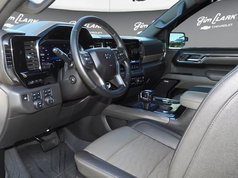 Used 2024 Chevrolet Silverado 1500 ZR2 w/ Technology Package image 47