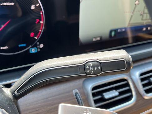 New 2026 Mercedes-Benz GLS 450 4MATIC image 29