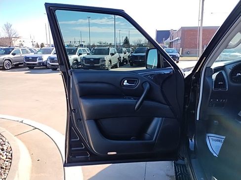 Used 2020 INFINITI QX80 Luxe w/ Proassist Package image 21