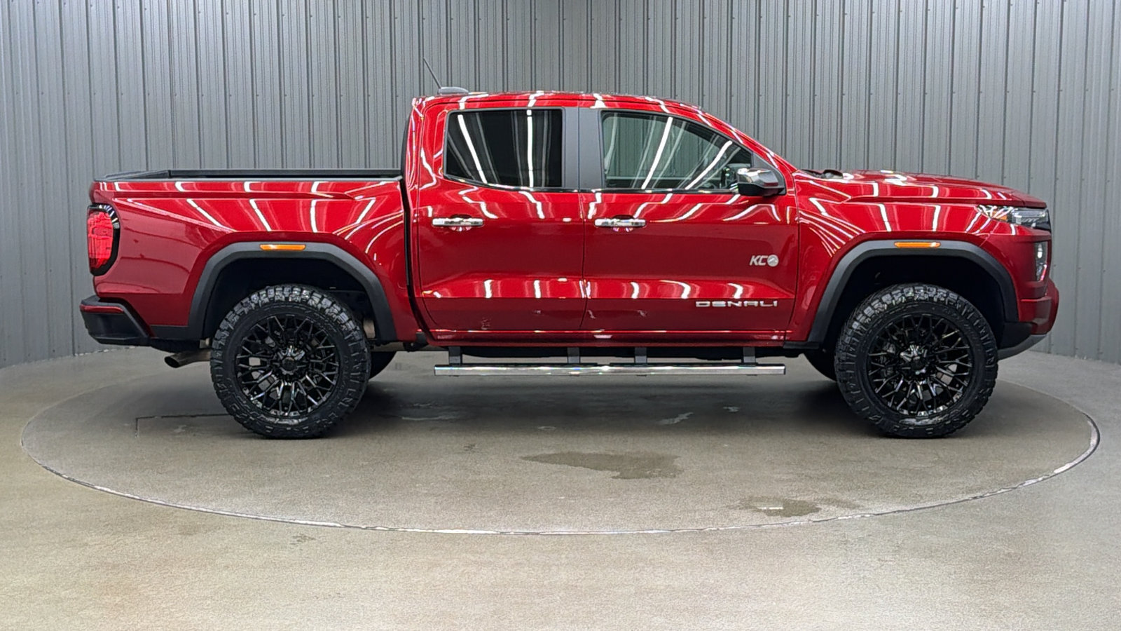 Used 2026 GMC Canyon Denali AWD/4WD image 10