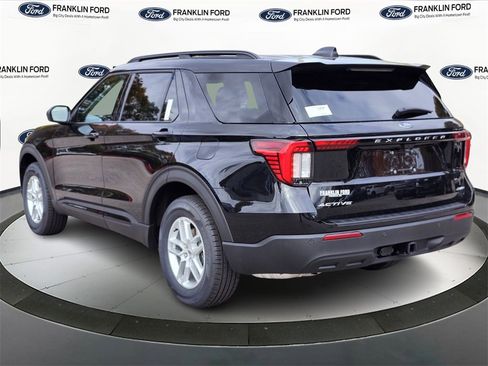 New 2026 Ford Explorer Active image 3