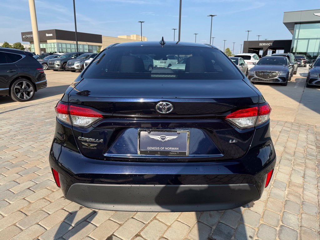 Used 2024 Toyota Corolla LE FWD image 4