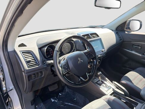 Used 2024 Mitsubishi Outlander Sport SE image 22