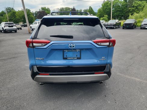 Used 2023 Toyota RAV4 SE w/ Convenience Package AWD/4WD image 7