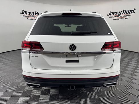 Used 2023 Volkswagen Atlas SE w/ Panoramic Sunroof Package FWD image 8