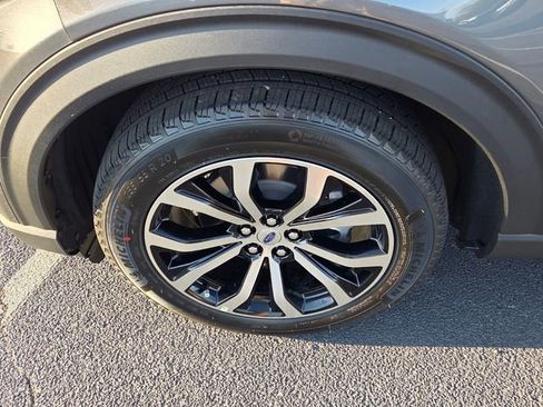 New 2026 Ford Explorer ST-Line w/ Premium Package RWD image 10