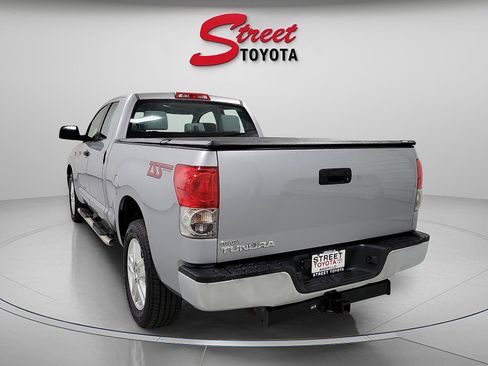 Used 2008 Toyota Tundra image 2