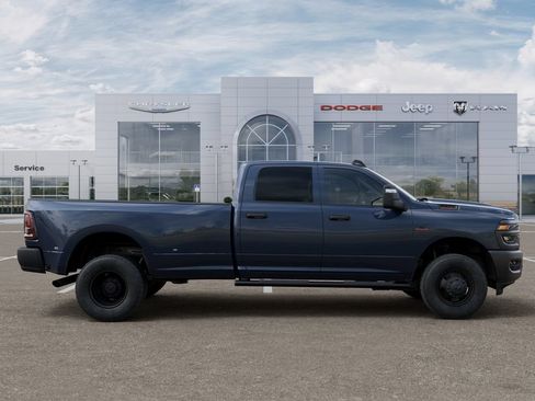 New 2026 RAM 3500 Tradesman AWD/4WD image 22