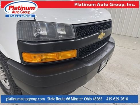 Used 2019 Chevrolet Express 3500 Work Van w/ Driver Convenience Package image 44