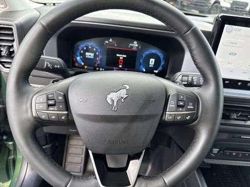 Used 2025 Ford Bronco Sport Badlands image 23