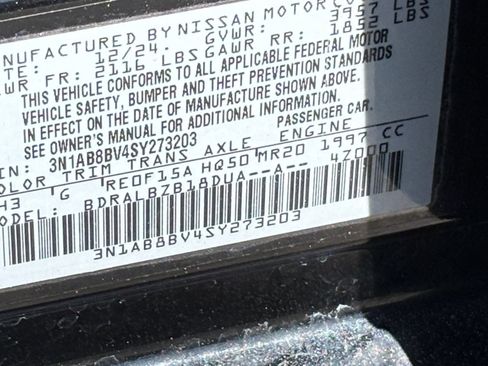 Used 2025 Nissan Sentra S FWD image 28