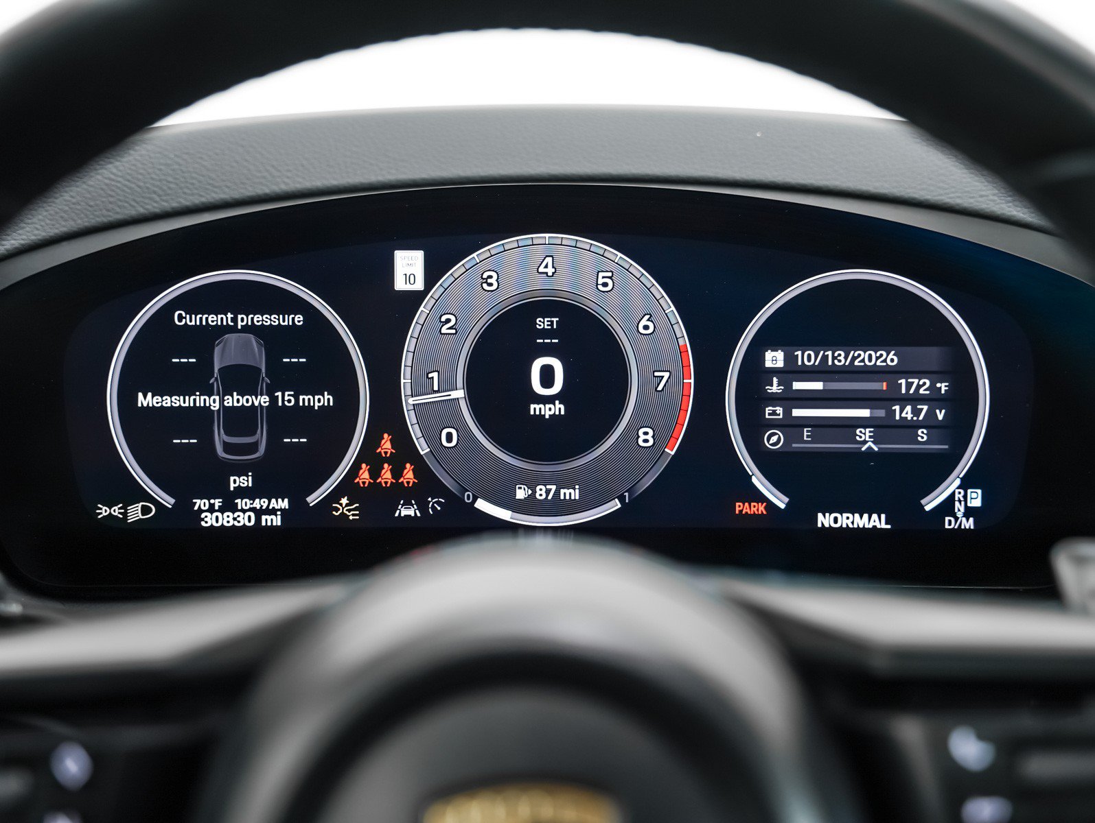 Certified 2024 Porsche Cayenne Coupe AWD/4WD image 18