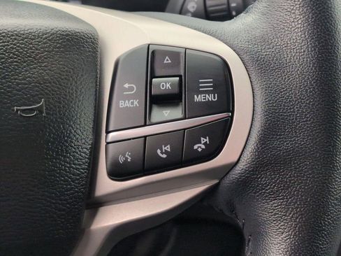 Used 2023 Ford Explorer XLT AWD/4WD image 20