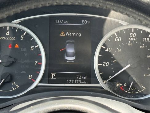 Used 2016 Nissan Sentra SV FWD image 16
