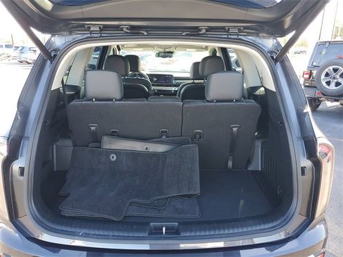 Used 2025 Kia Telluride EX w/ EX Captain's Chair Package image 6