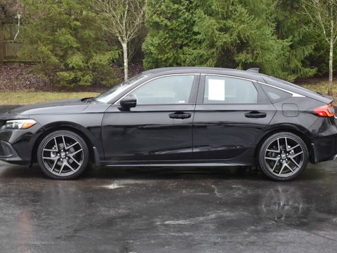 Certified 2024 Honda Civic Sport Touring image 32