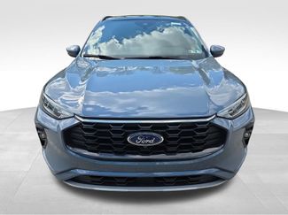 Certified 2023 Ford Escape ST-Line Select w/ Tech Pack #2 AWD/4WD video 2