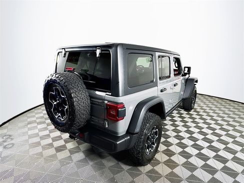 Used 2023 Jeep Wrangler Unlimited Rubicon w/ LED Lighting Group image 7