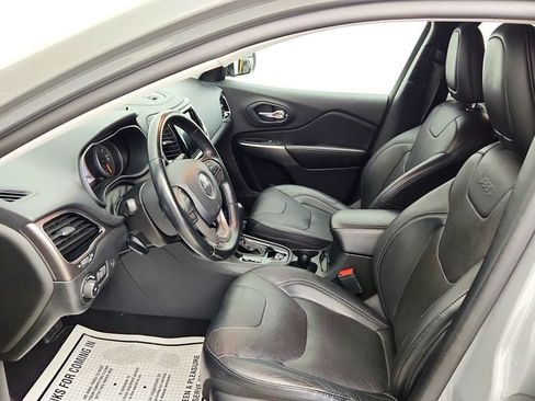 Used 2020 Jeep Cherokee Limited AWD/4WD image 19