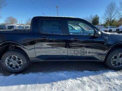 New 2025 Ford Maverick XLT image 9