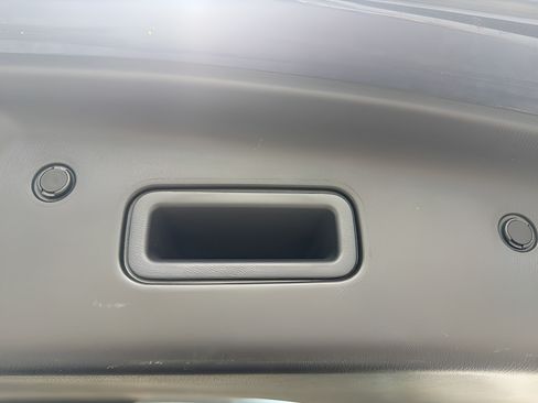 Used 2021 Nissan Armada Platinum RWD image 14