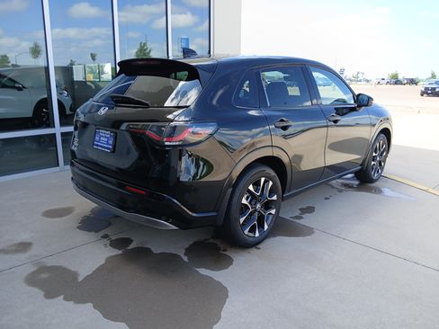 Used 2026 Honda HR-V EX-L image 7