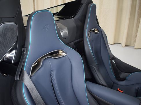 New 2025 McLaren Artura Spider image 20