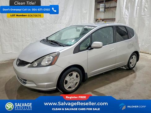 Used 2013 Honda Fit image 1