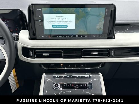New 2026 Lincoln Aviator Black Label w/ Jet Appearance Package AWD/4WD image 30