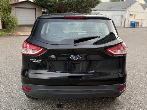 Used 2014 Ford Escape S FWD image 6