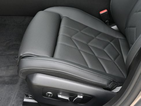 New 2026 BMW 530i xDrive AWD/4WD image 26